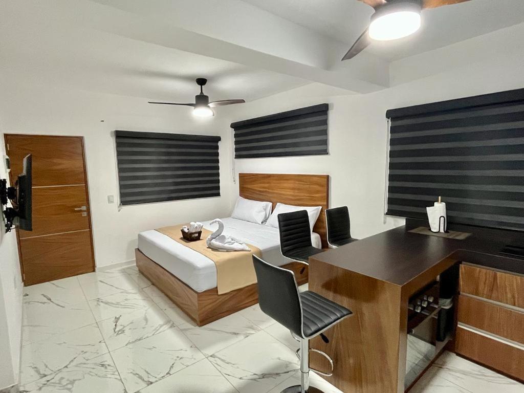 Hotel Ahau Playa à Playa del Carmen Extérieur photo